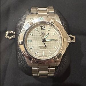 Tag Heuer Aquaracer white face Watch